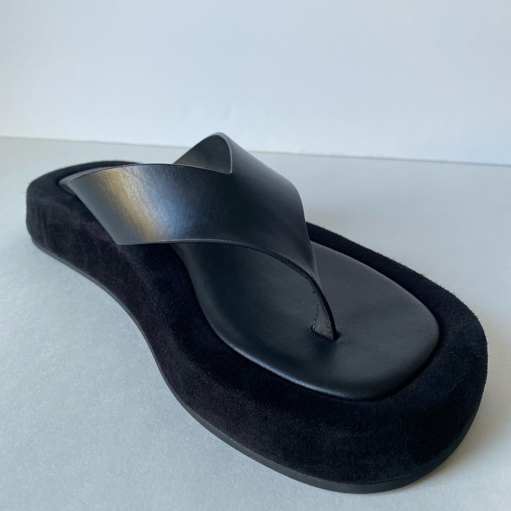 THE ROW Ginza Sandal in Suede